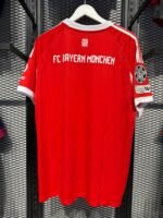 Bayern Munich 2025/26 Home - Figura 2