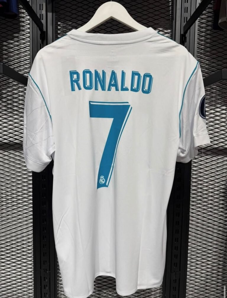 Real Madrid 2018 Ronaldo 7 thumbnail 2