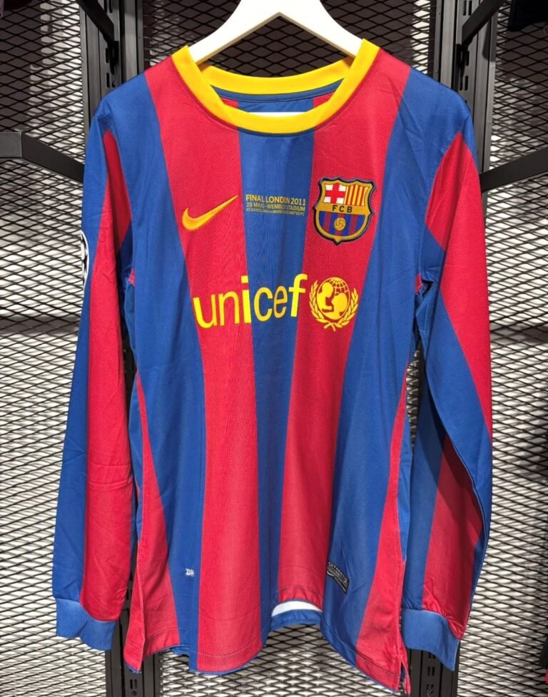 Messi 10 2011 shirt long sleeve