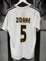 Zidane 2004/5 Real Madrid - Figura 2