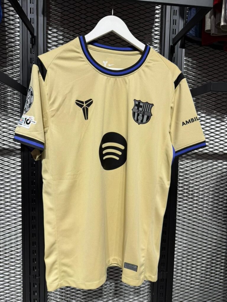 Barcelona 25/26 away