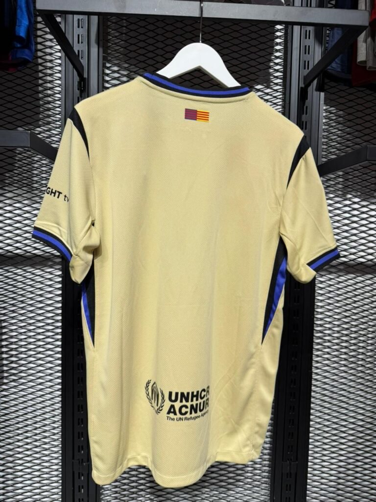 Barcelona 25/26 away thumbnail 2