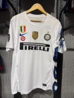Inter 2010 away