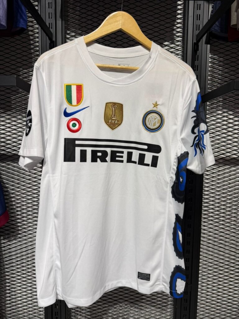 Inter 2010 away