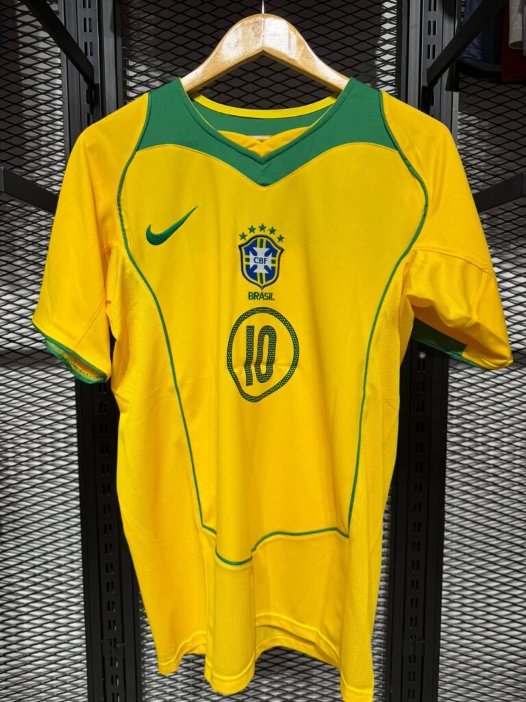 Ronaldinho Jersey Brazil 2004 Total 90