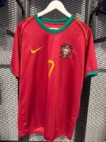 2006-08 Portugal Home Shirt C.Ronaldo 17
