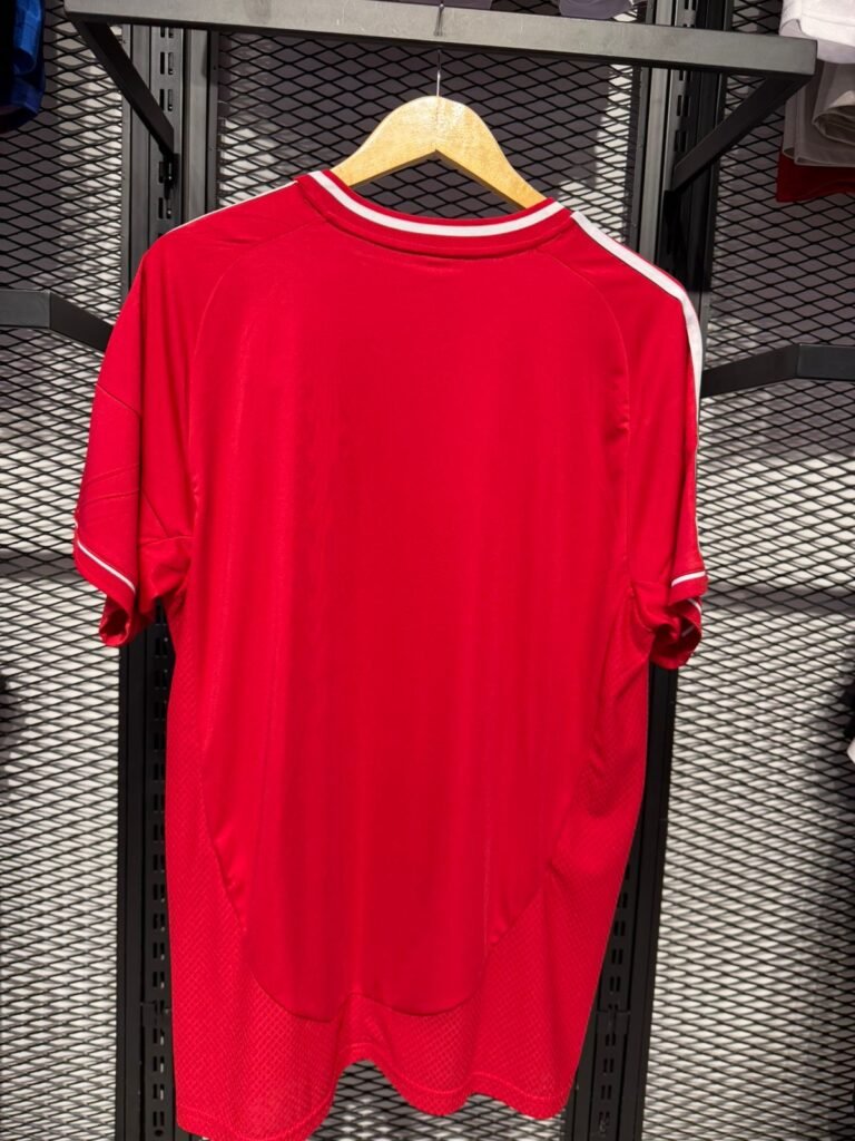 Liverpool Home 25/26 thumbnail 2