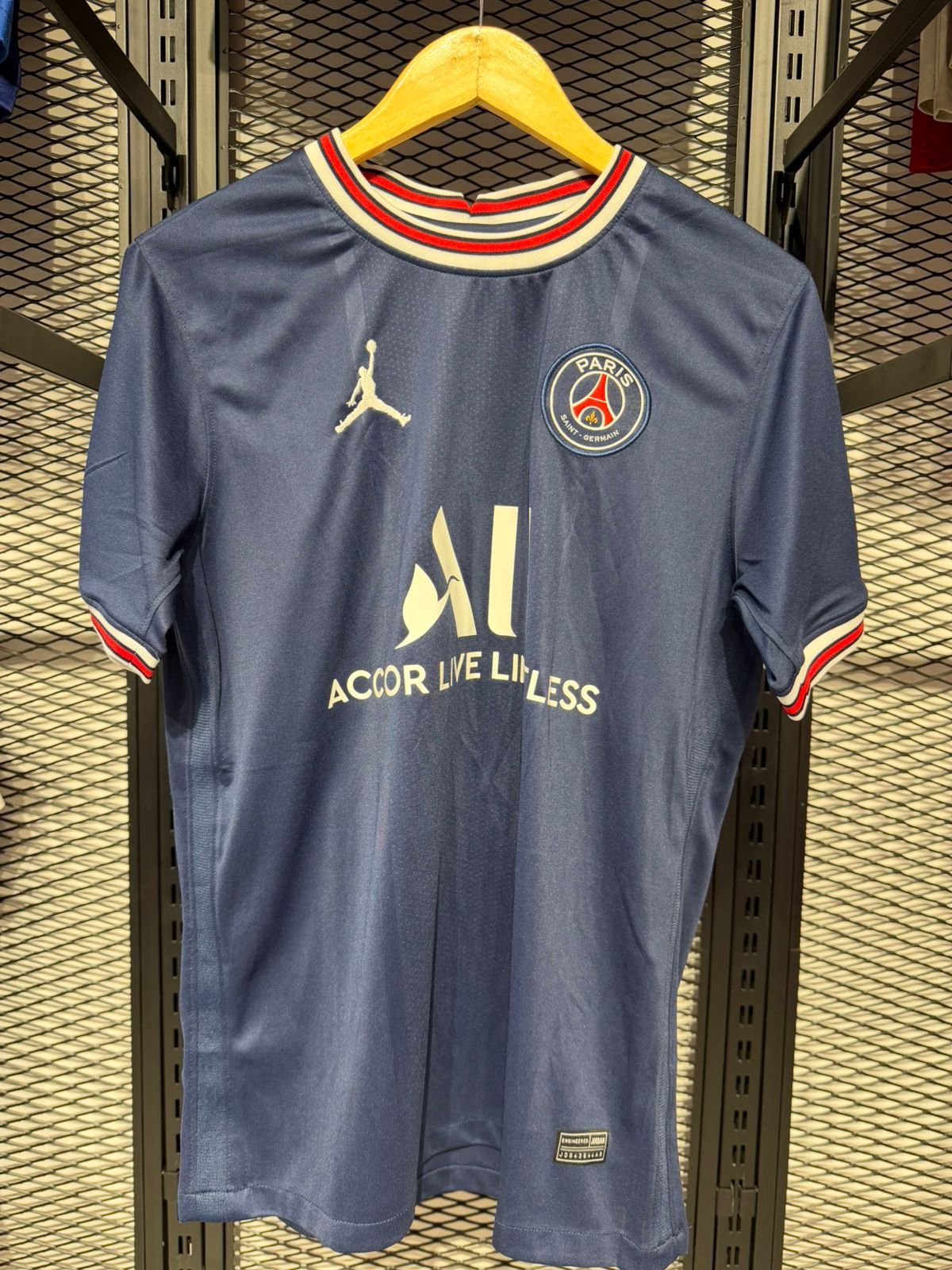 WhatsApp Image 2026-05-09 at 14.42.30 (8) Neymar PSG Home Jersey 2021/22 - Figura 1