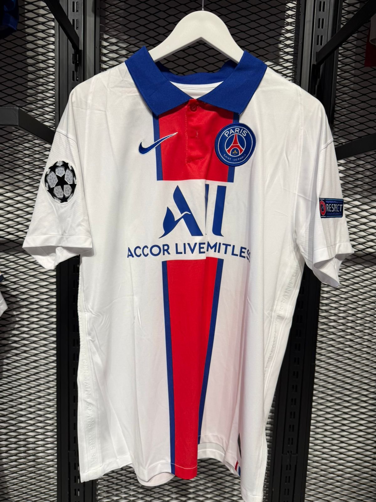 WhatsApp Image 2026-05-09 at 14.42.39 PSG 21/22 Away Nezmar Jr 10 - Figura 1