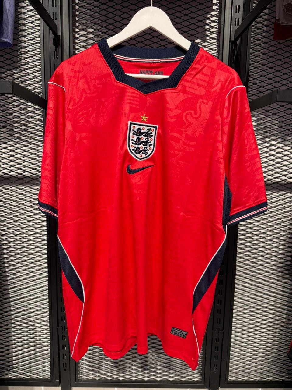 WhatsApp Image 2026-05-10 at 21.19.01 England 2026 world cup shirt - Figura 1