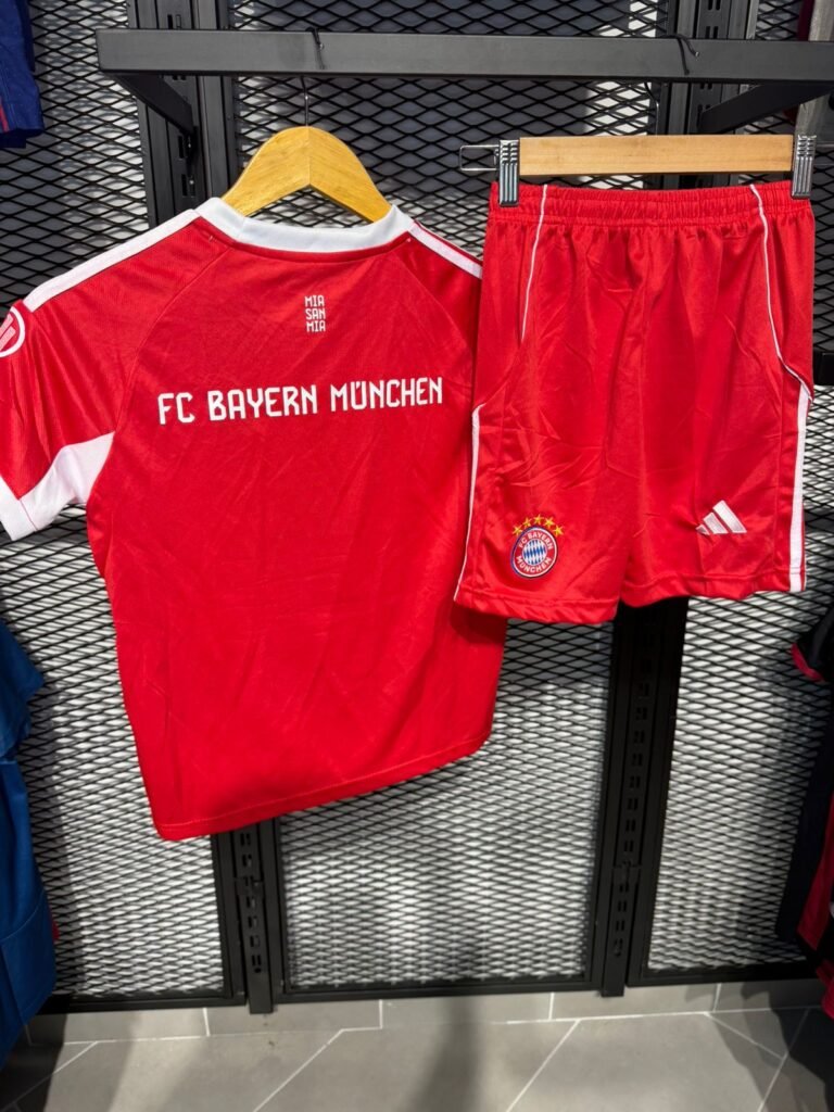Bayern Munich 2025/26 kids thumbnail 2