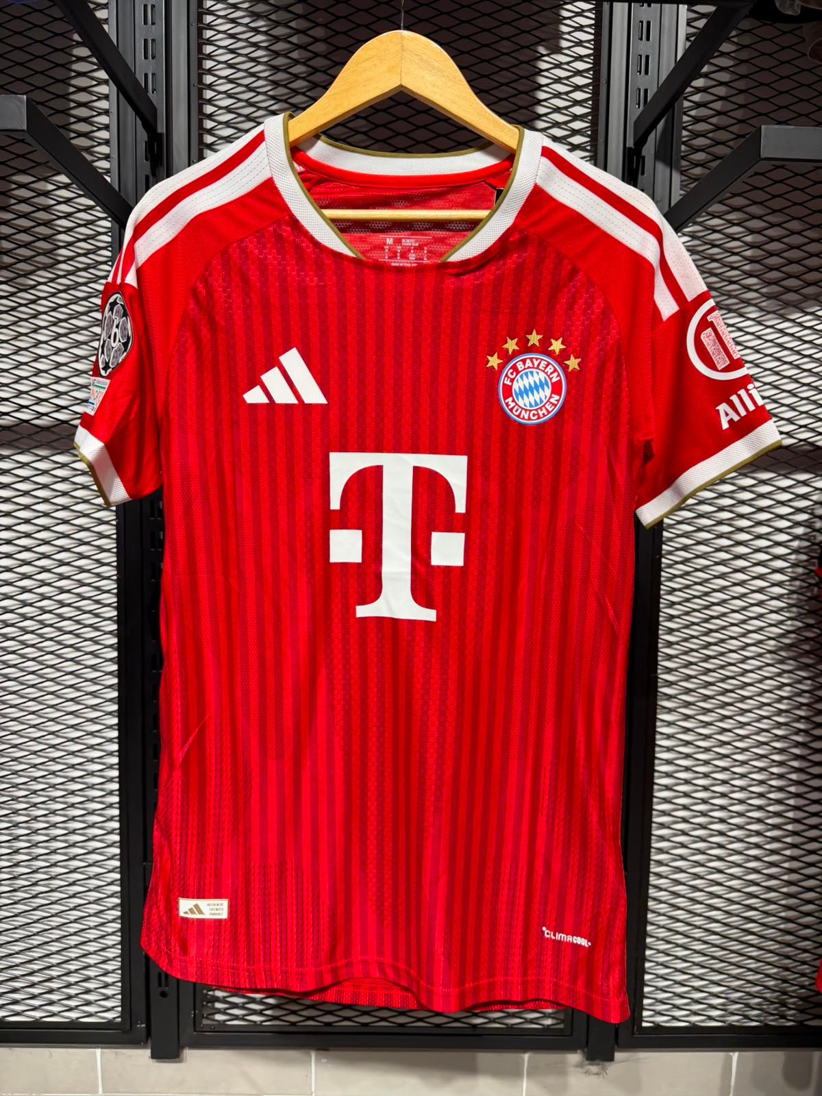 WhatsApp Image 2026-07-31 at 21.38.57 (1) Bayern home 26/27 - Figura 1