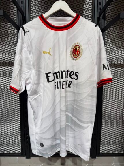 Milan 26/27 away