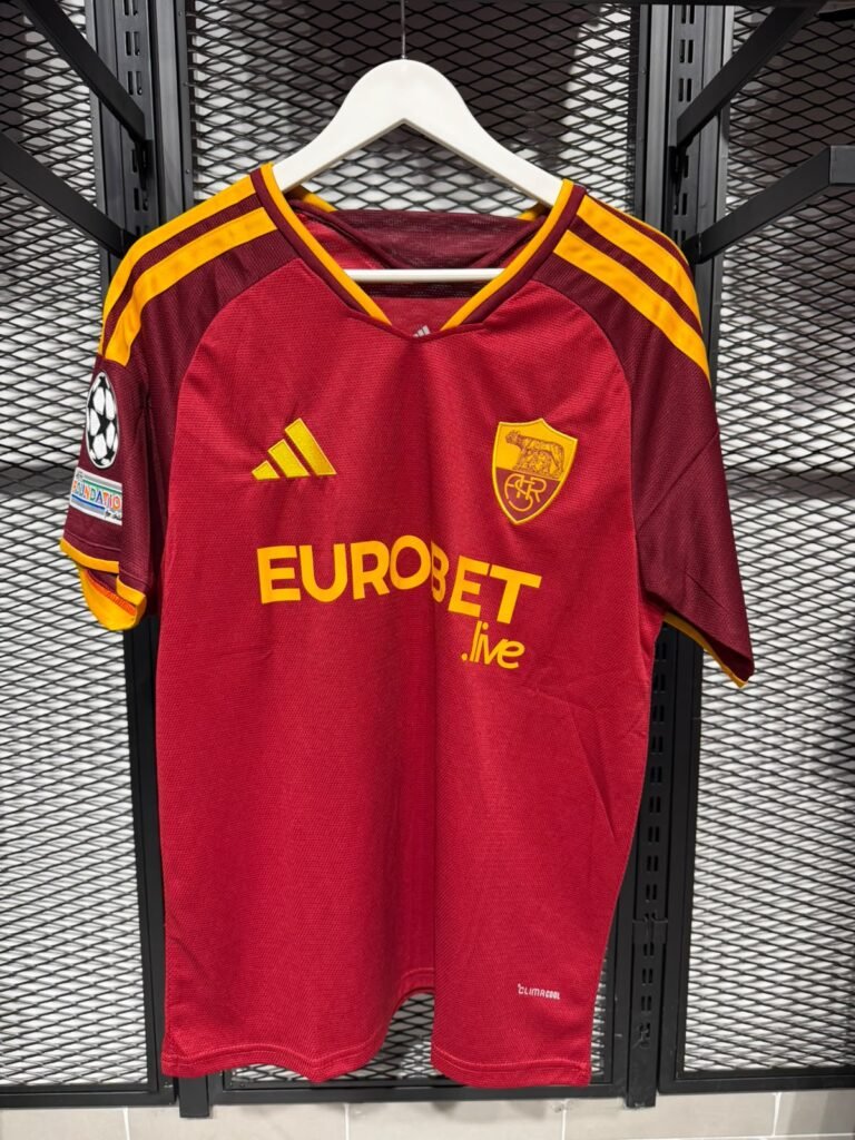 Roma home 26/27