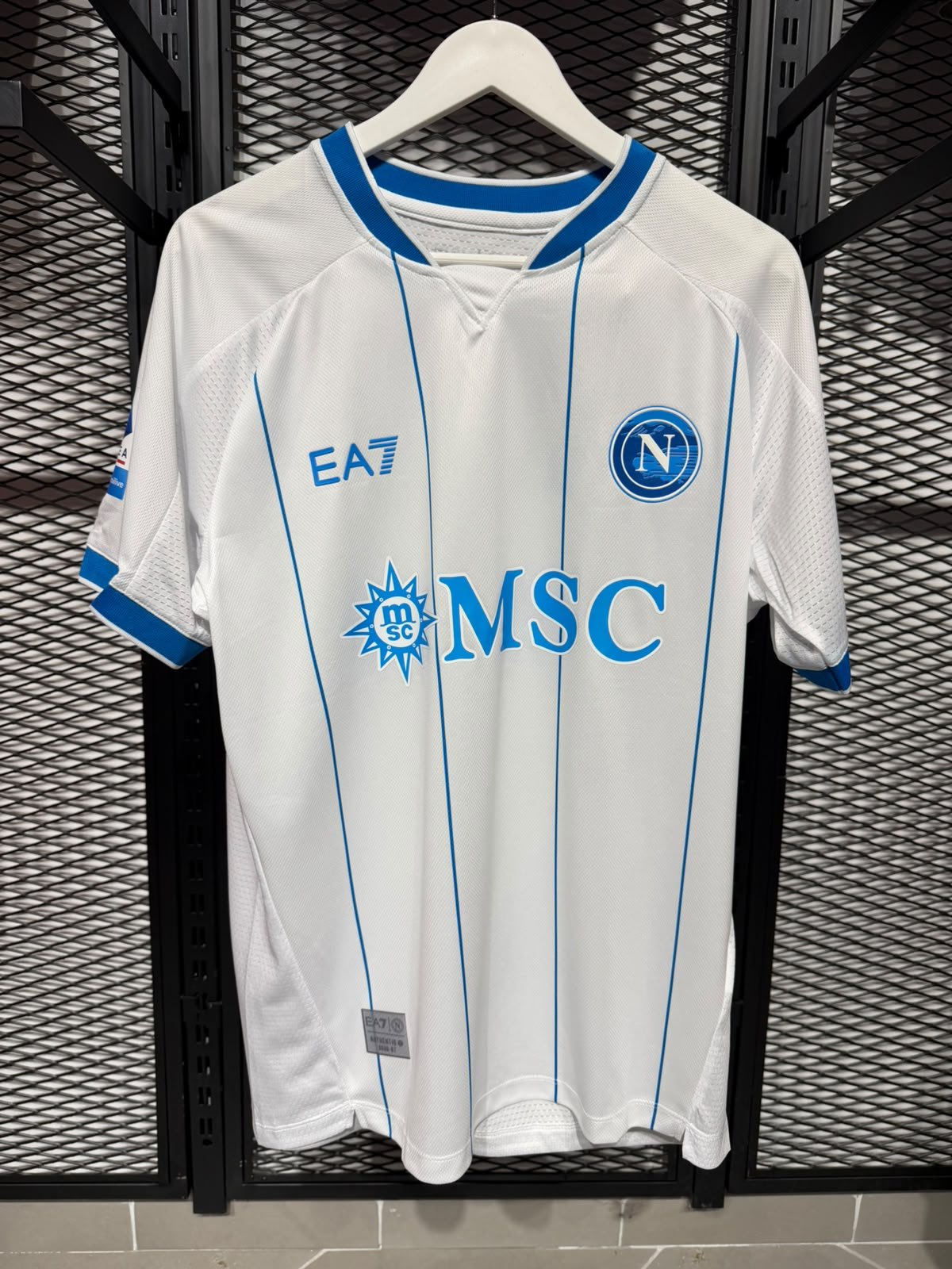6 Napoli away shirt 26/27 - Figura 1