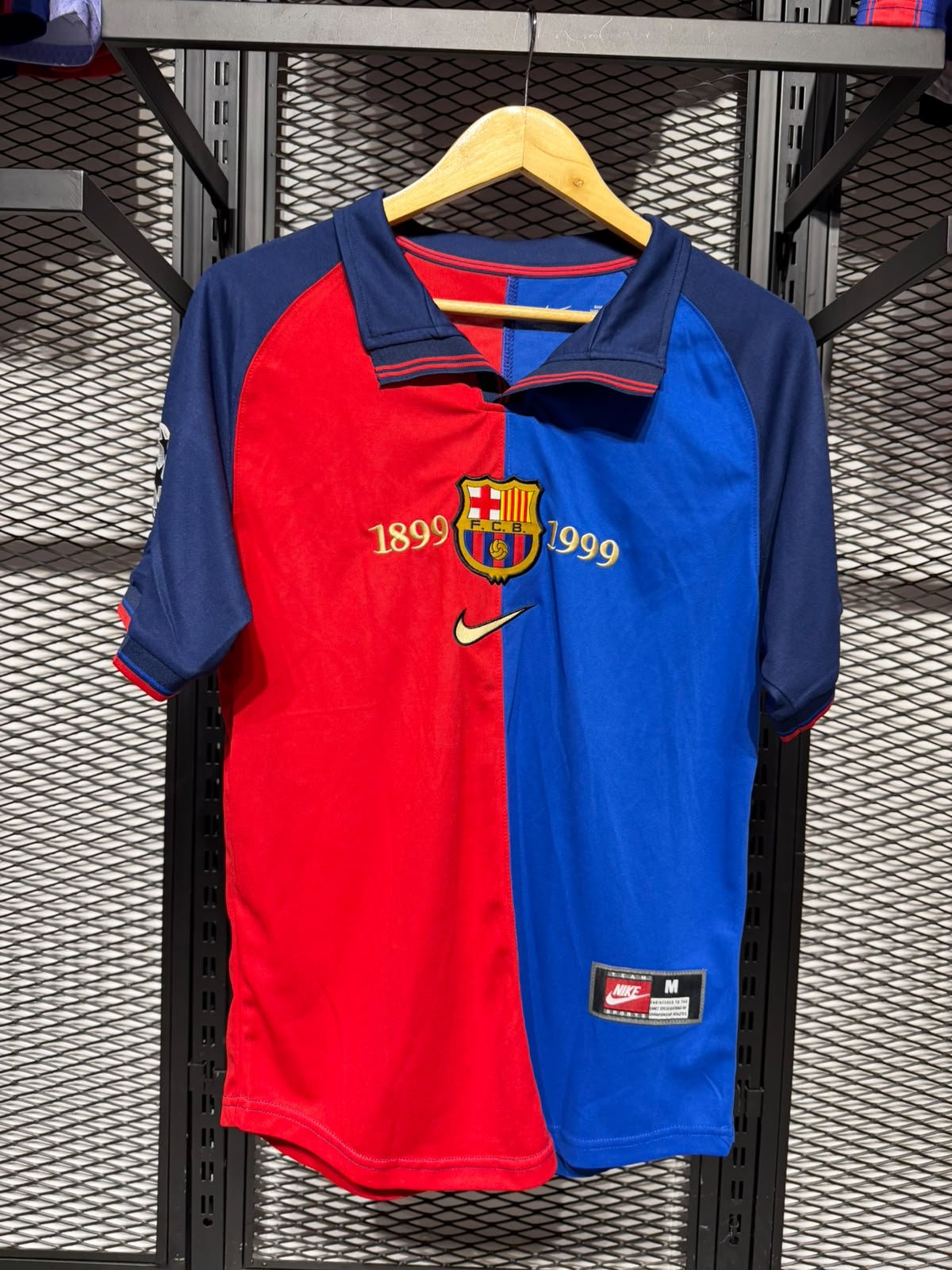 WhatsApp Image 2026-09-29 at 13.57.3911 Barcelona Rivaldo shirt - Figura 1