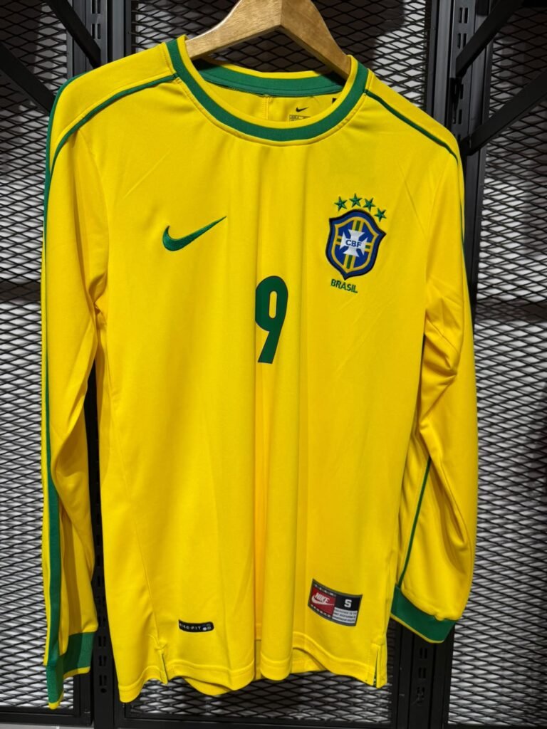 Ronaldo 9 Brazil long sleeve