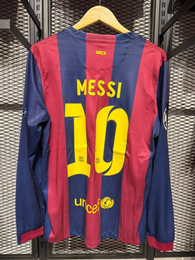 Barcelona Messi 10 long sleeve thumbnail 2